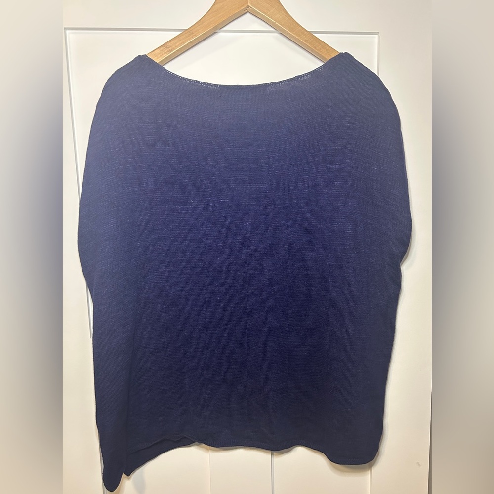 Free People Beach cover up/light sweater. - Picture 2 of 3